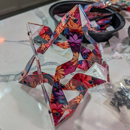 Topo Medial Rhombic Triacontahedron-16