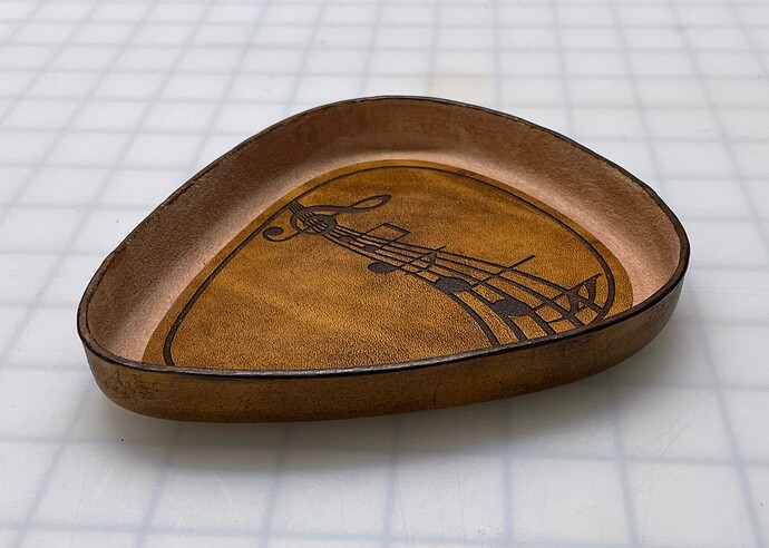 MOLDED LEATHER TRAY GUITAR PICK 2