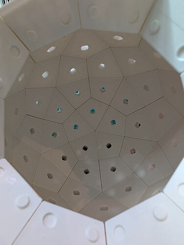 Strombic Hexecontahedron WLED Globe-24