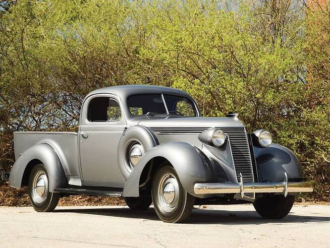 AoW_1937_Studebaker_J5Coupe_Express_RM