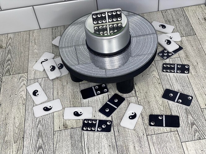 Black and White Ying and Yang Dominoes Set 2