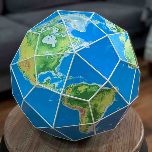 Strombic Hexecontahedron WLED Globe-31