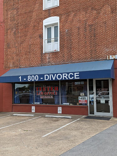 Divorce sign
