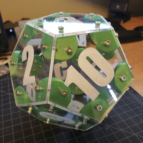 Dodecahedron-die-20