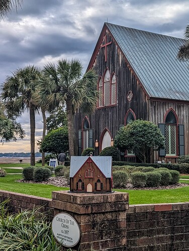 Church of the Cross Birdhouse-405