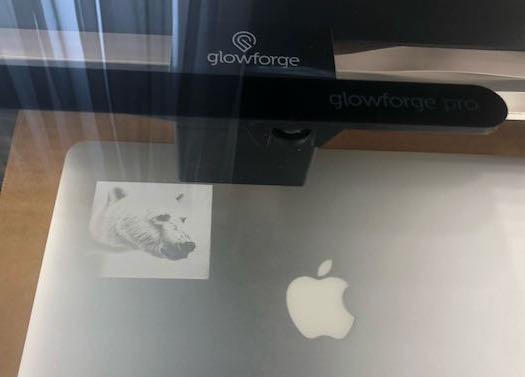 MacBook engrave